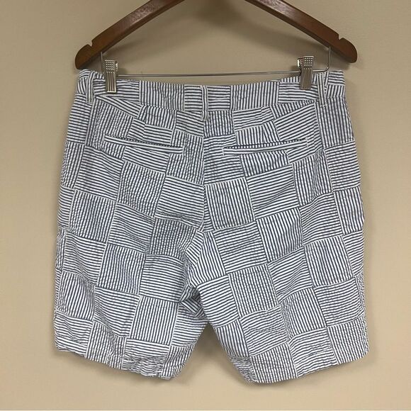 L.L. Bean Blue and White Striped Women's Shorts - Picture 4 of 6